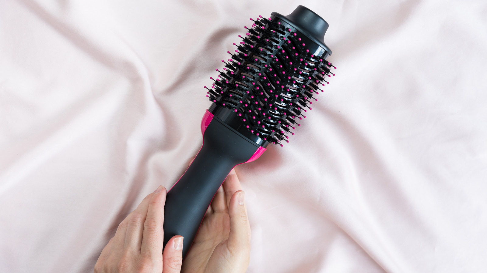 How to Clean the Revlon One-Step Volumizer Hair Dryer 