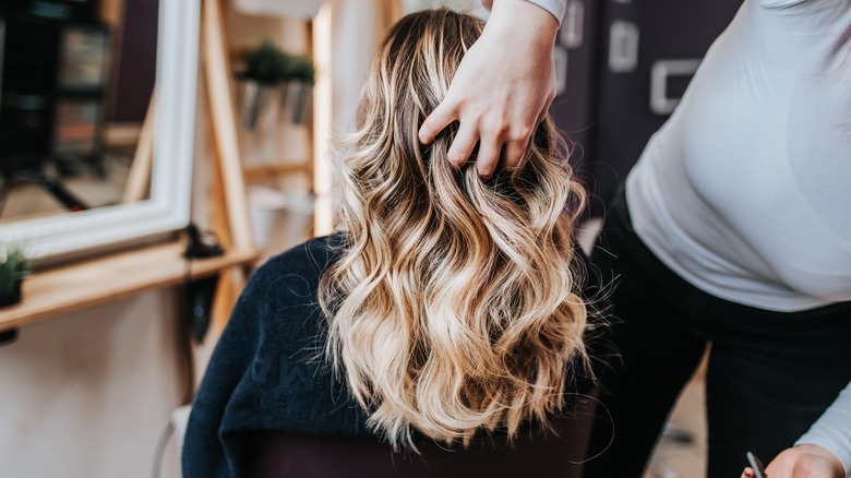 Woman with blond hair 