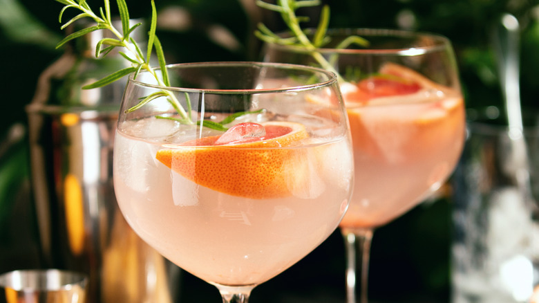 cocktails with citrus and rosemary