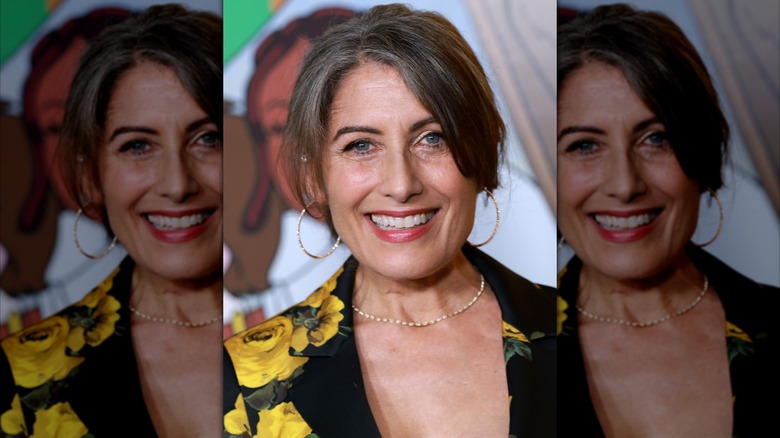Lisa Edelstein poses at the Los Angeles premiere of "Long Story Short"
