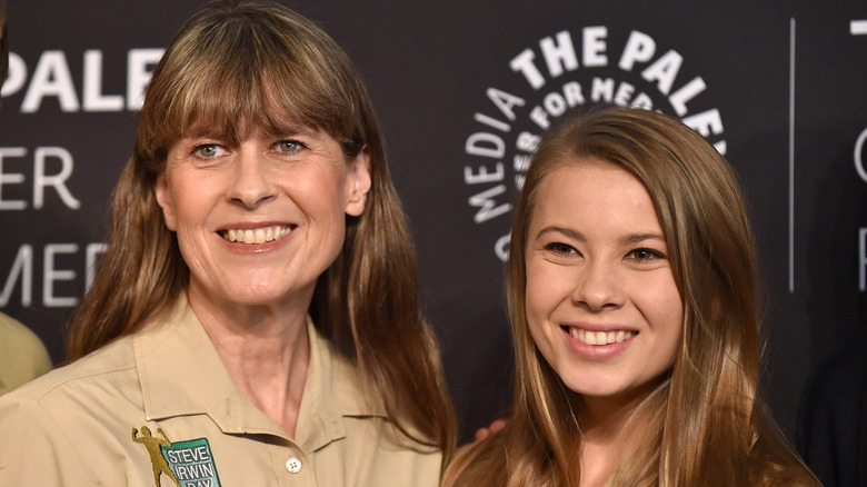 Terri and Bindi Irwin on the red carpet