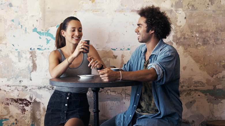 couple on coffee date