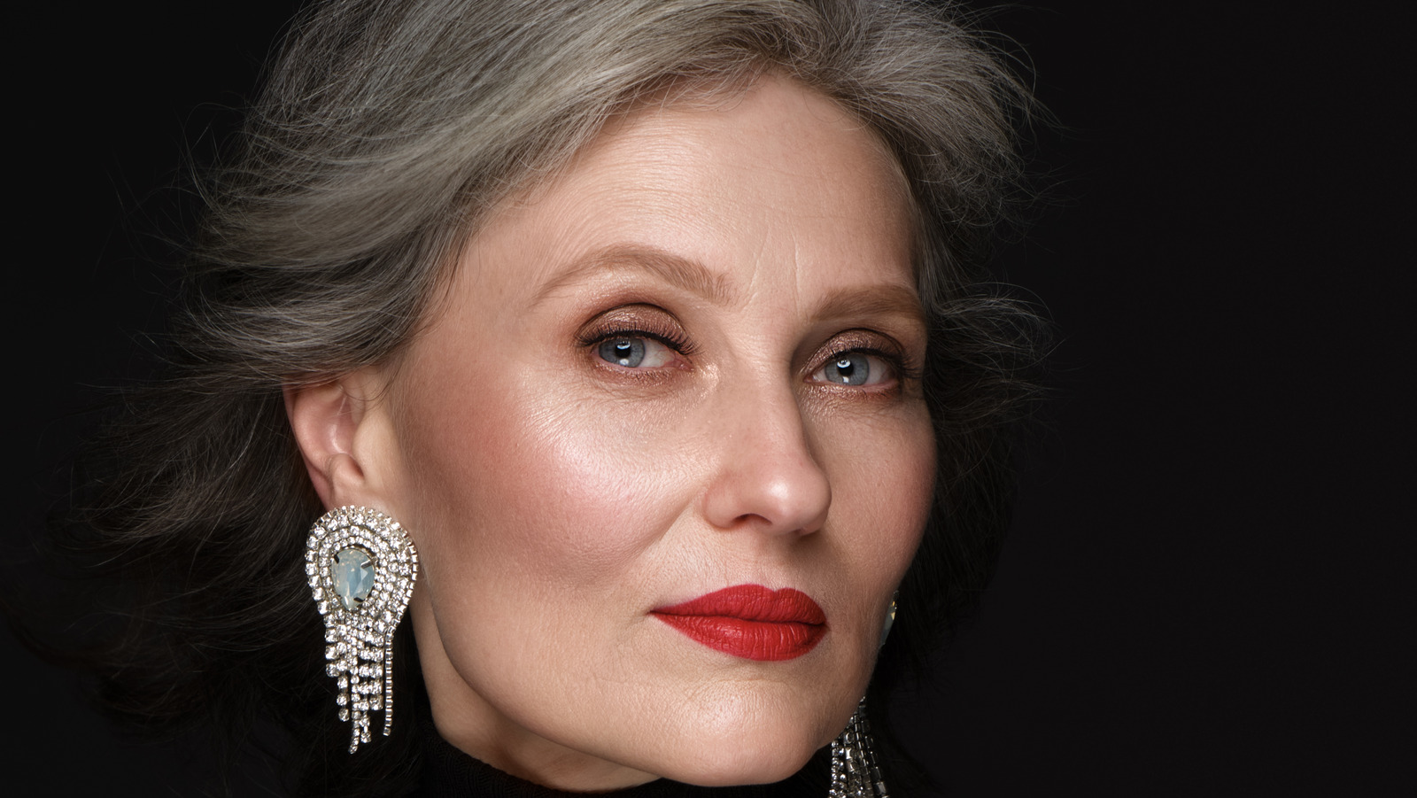 How To Highlight Gray Hair And Add Dimension