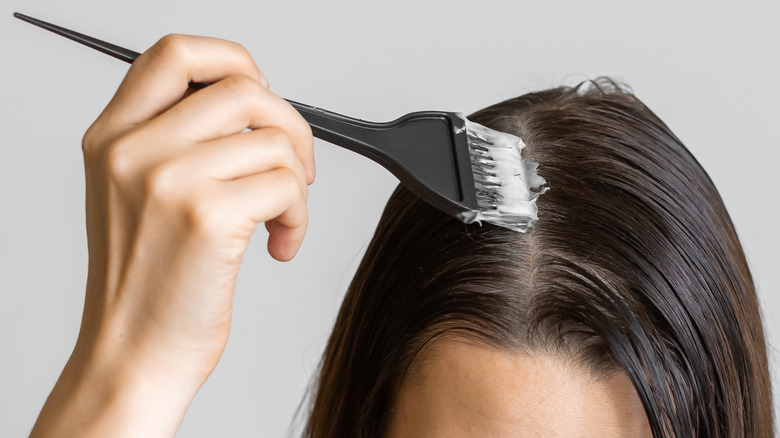 How To Safely Give Yourself Highlights At Home