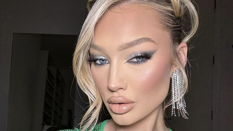 Meredith Duxbury posing