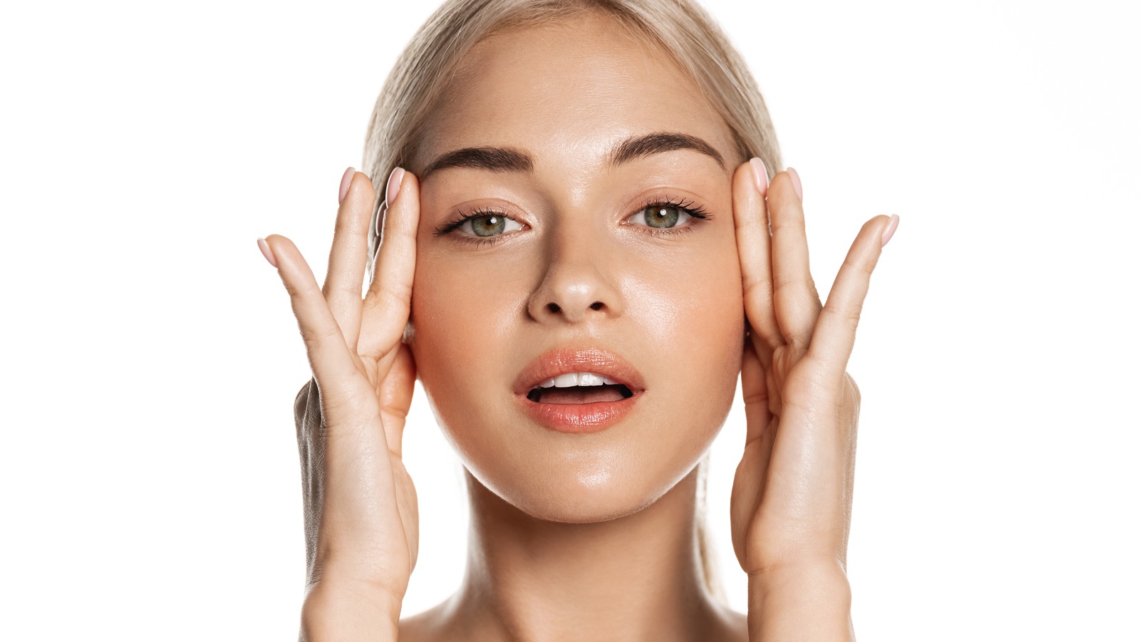 Is It Safe To Combine Hyaluronic Acid And Retinol?