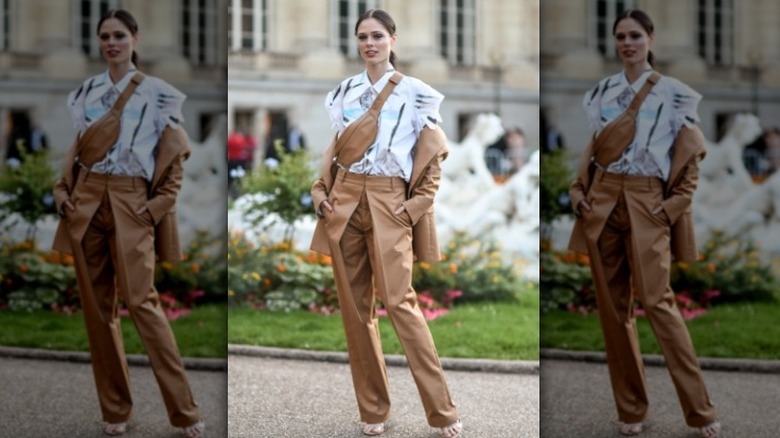 Fanny Pack or Belt Bag? Which Is It? - PurseBop