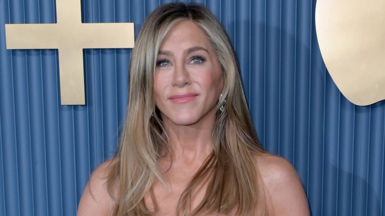 Jennifer Aniston promoting 