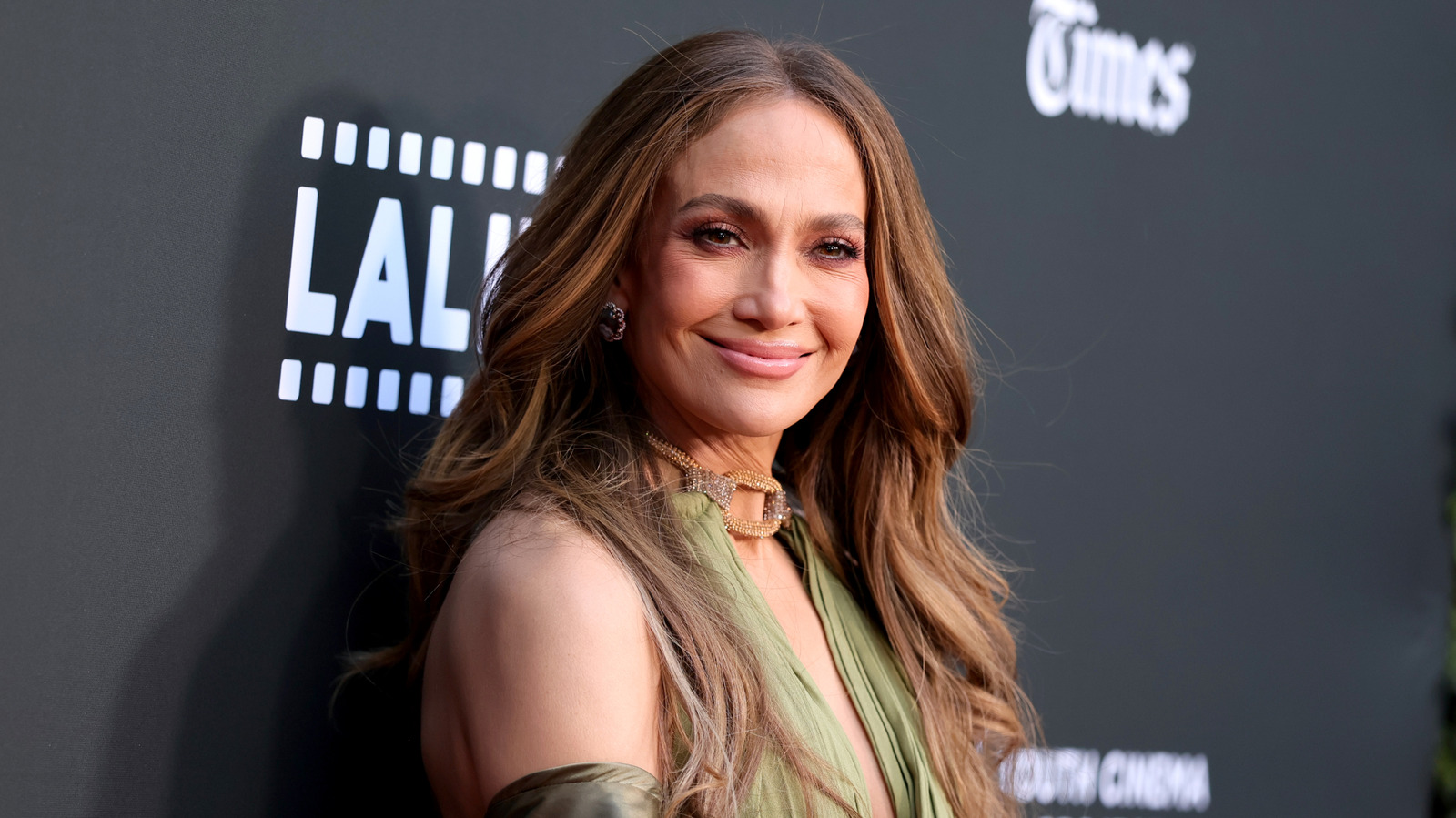 Jennifer Lopez Hinted She's Prioritizing Self-Love Over Past Partners With Subtle Tattoo Move