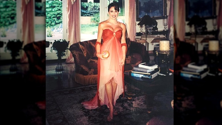 Jeanine Pirro posed before heading out to a hospital fundraiser