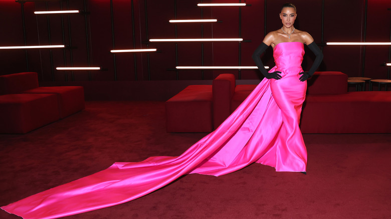 Kim Kardashian in pink