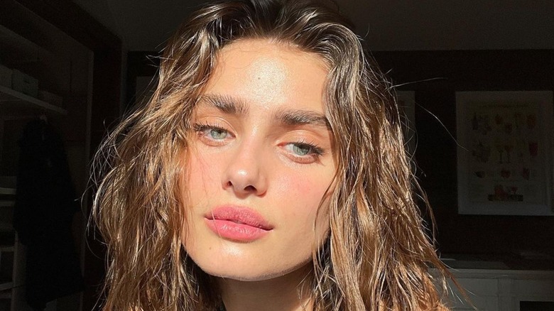 Taylor Hill with minimal makeup