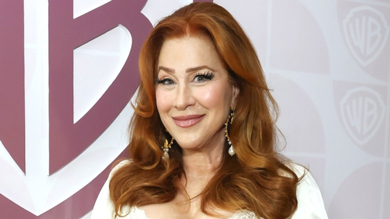 Lisa Ann Walter smiling