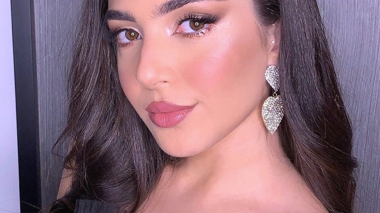 woman wearing contoured blush