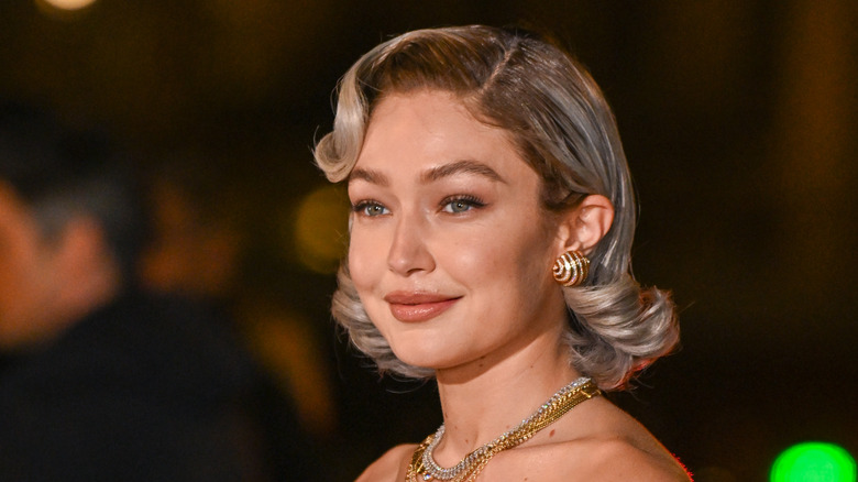 Gigi Hadid posing with a  malt shop bob