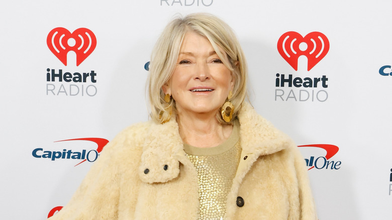 Martha Stewart posing on the red carpet
