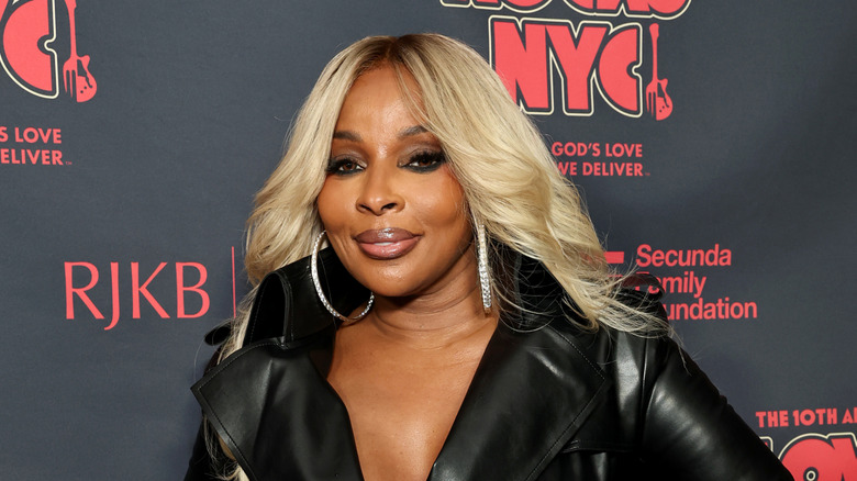 Mary J. Blige in NYC on red carpet
