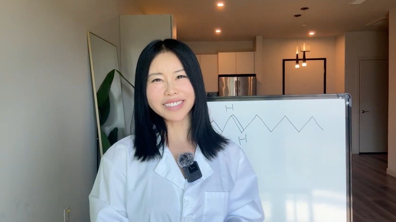 Koko Hayashi in a YouTube video for Mirai Clinical.