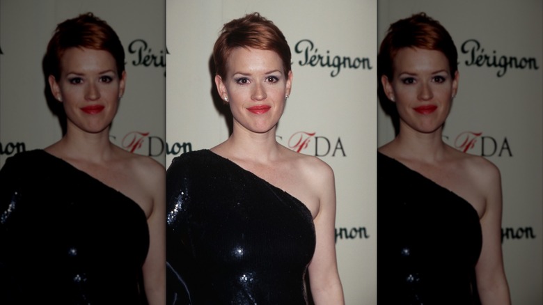 Molly Ringwald attends the Council of Fashion Designers of America awards February 12, 1996