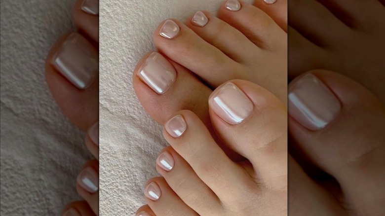 Champagne chrome pedicure