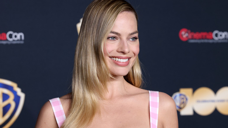 Margot Robbie on CinemaCon red carpet