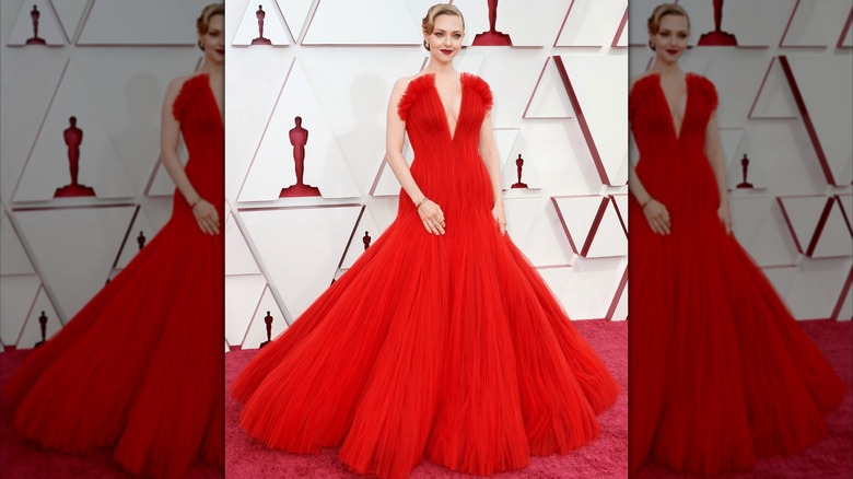 Amanda Seyfried at the 2021 Oscars
