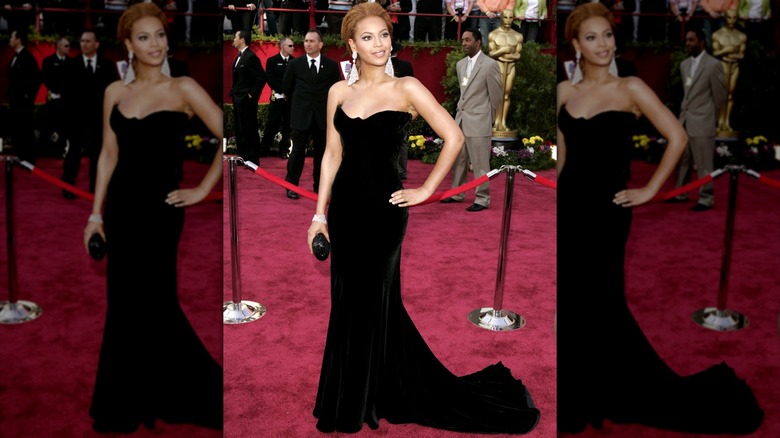 Beyonce at the 2005 Oscars in a black strapless dress