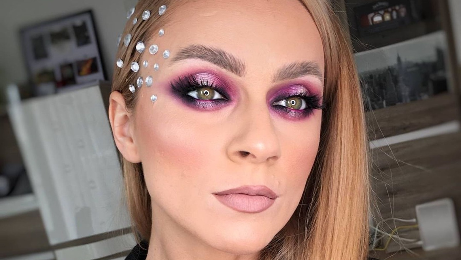 Our Best Tips To Create A Halo Eye Makeup Look
