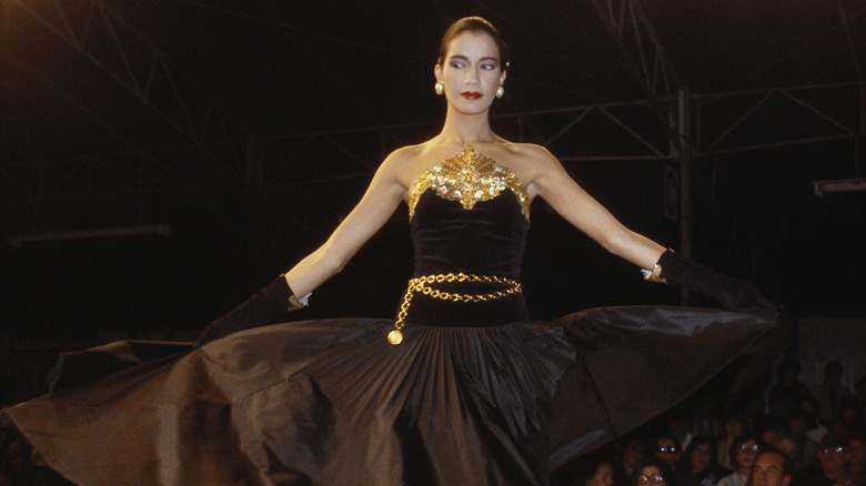 A model from the Chanel runway in the '80s