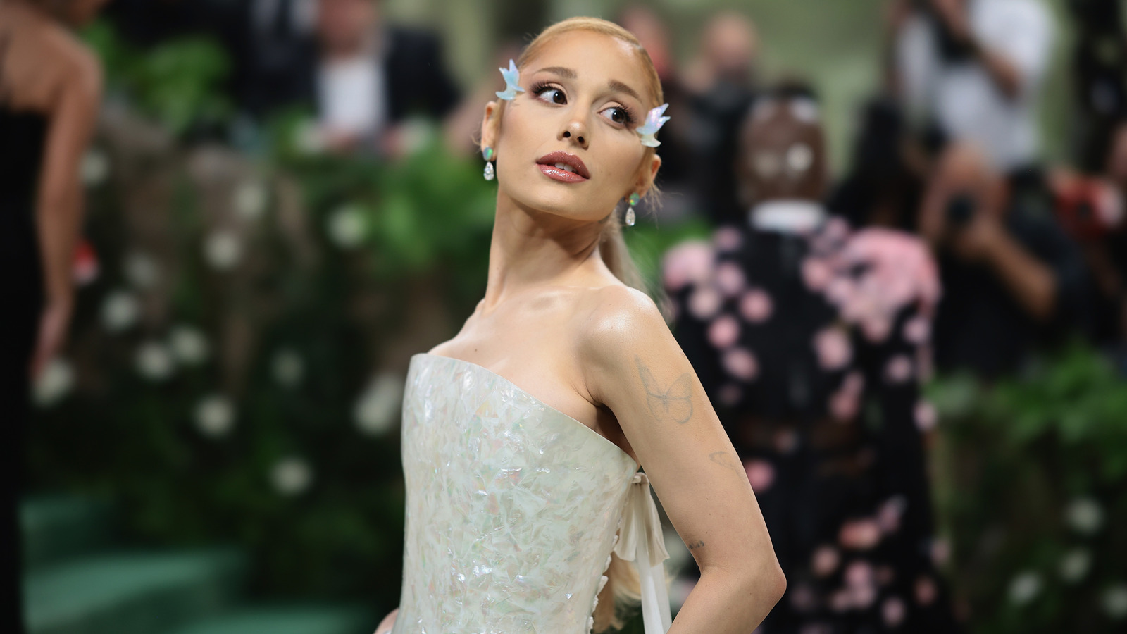 Outdated Outfits Ariana Grande Has Been Caught Wearing