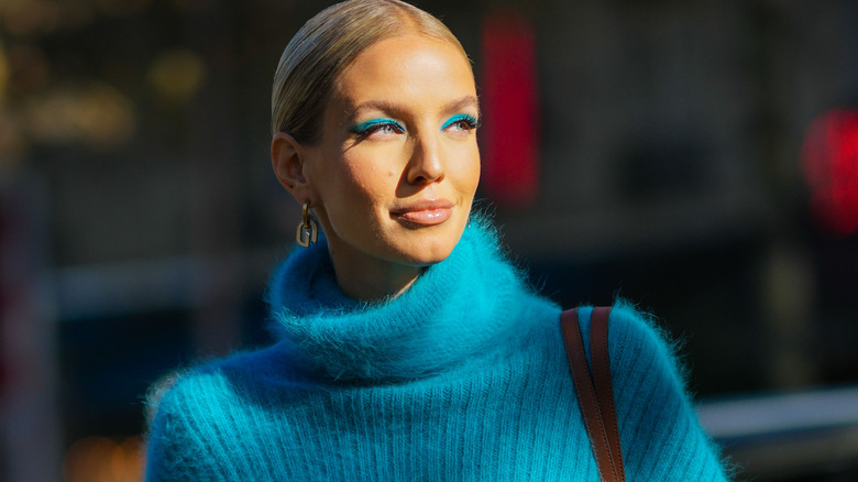 Woman wearing pastel makeup