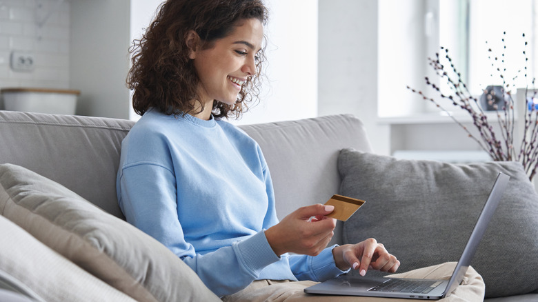 Women online shopping