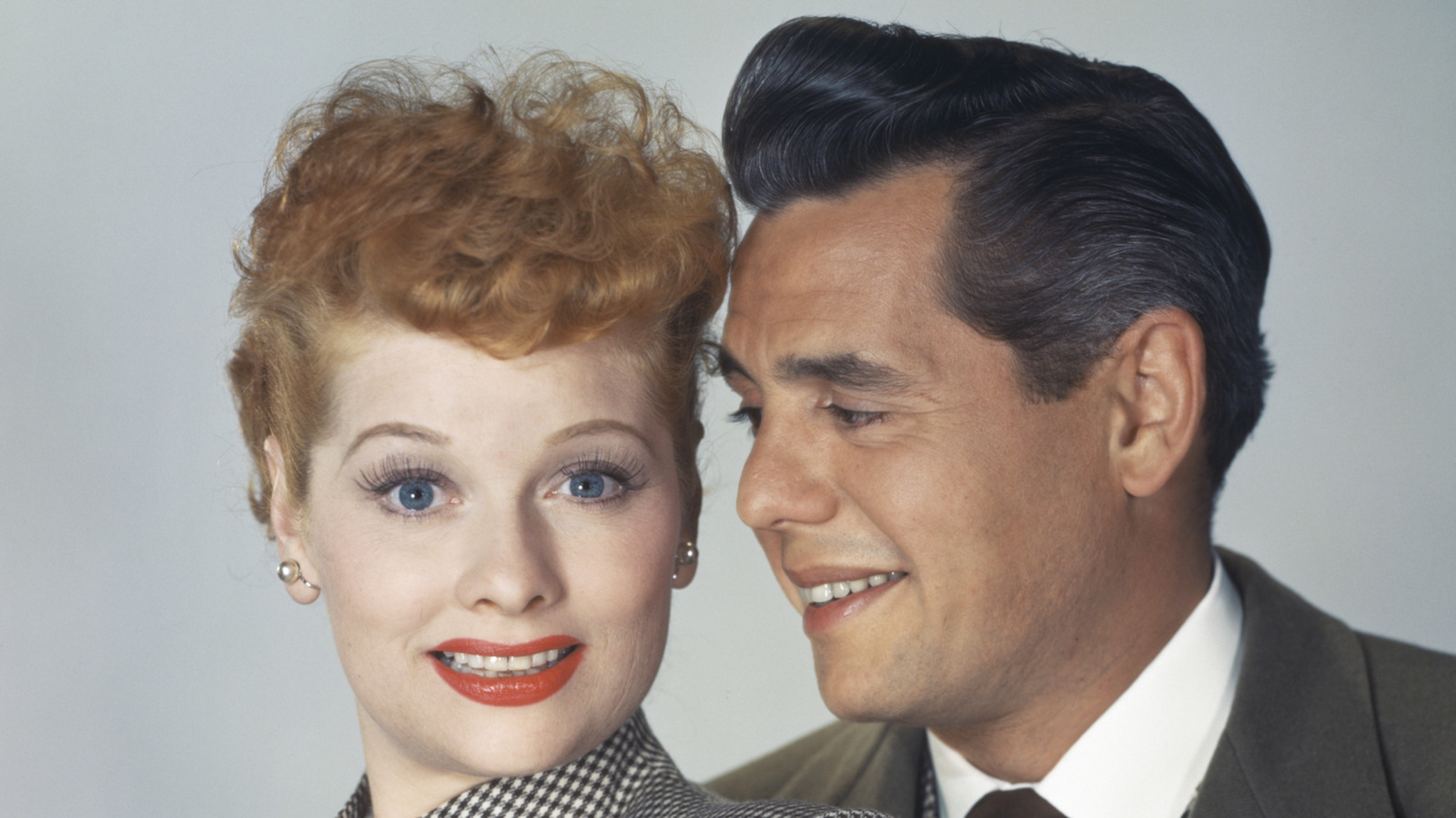 Photos Of Lucille Ball And Desi Arnaz That Shine A Spotlight On