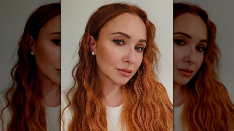Hayden Panettiere with orange hair and mermaid waves