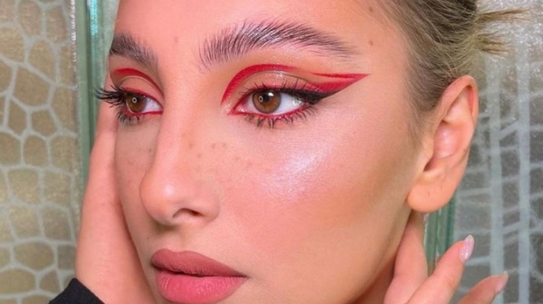 Red Eyeliner Is Adding An Extra Pop Of