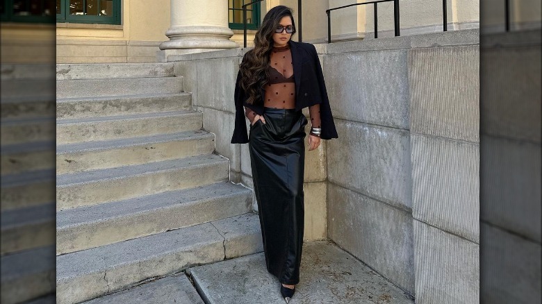 black maxi skirt outfit