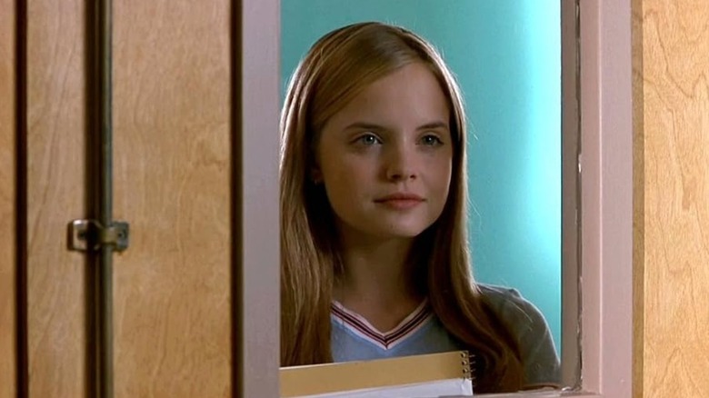 Mena Suvari on red carpet