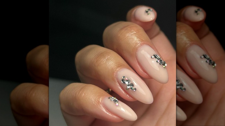 almond nails silver rhinestones