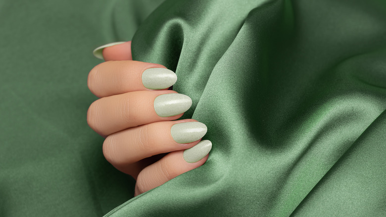 fashion playground - pistachio green nail polish & nail color - essie