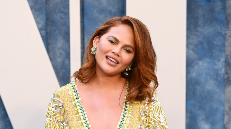Chrissy Teigen auburn hair