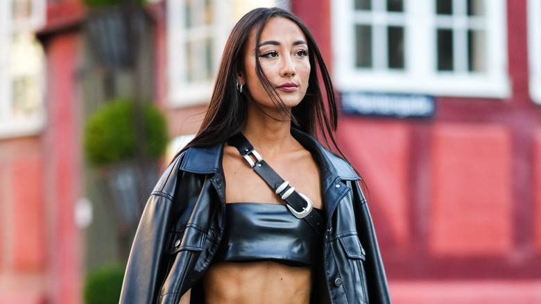 How To Wear A Leather Harness, Whether You're Going For Edgy Or