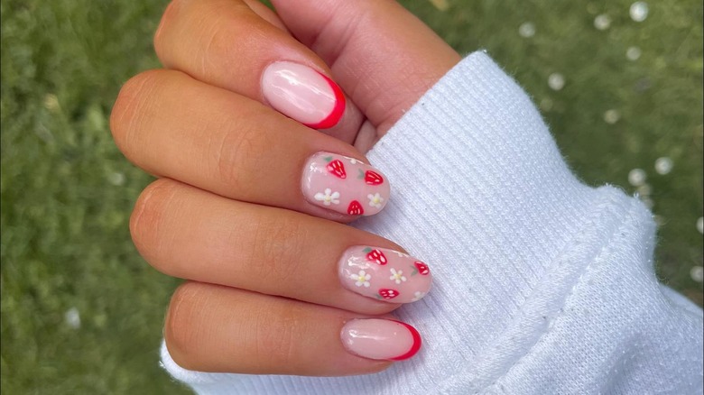 Strawberry nails