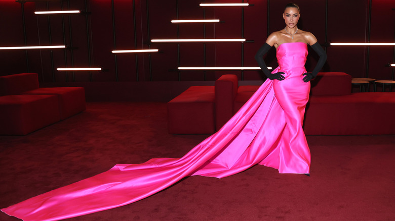 Kim Kardashian in pink
