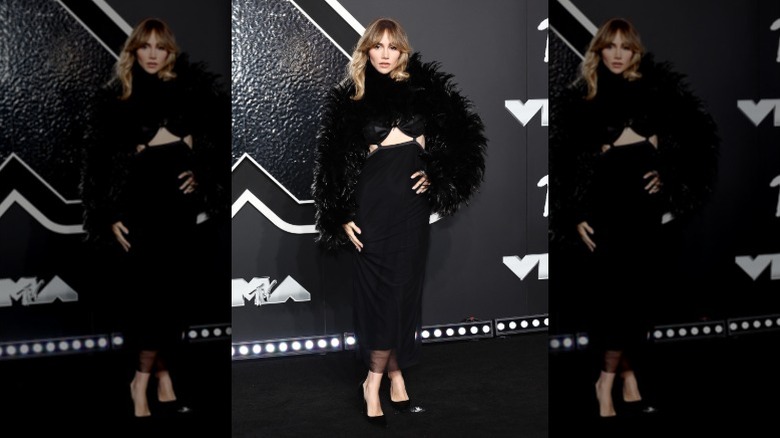 Suki Waterhouse arrives at the 2024 MTV VMAs