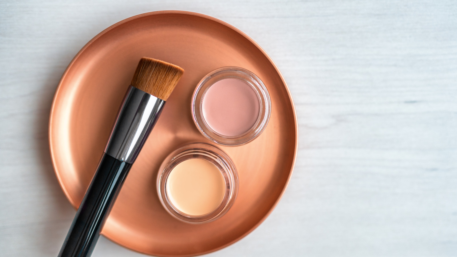 The Benefits Of A Cream Concealer And When You Should Use One