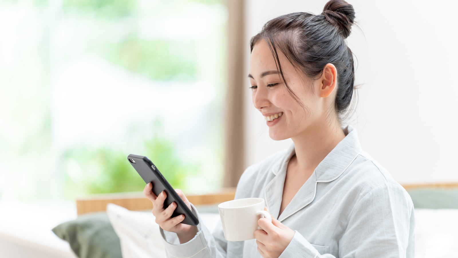 The Benefits Of Making Your Morning Routine PhoneFree