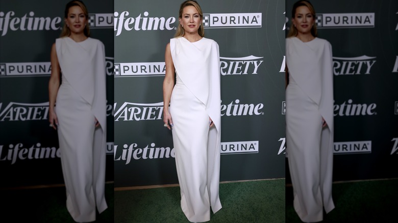 Kate Hudson in a white dress