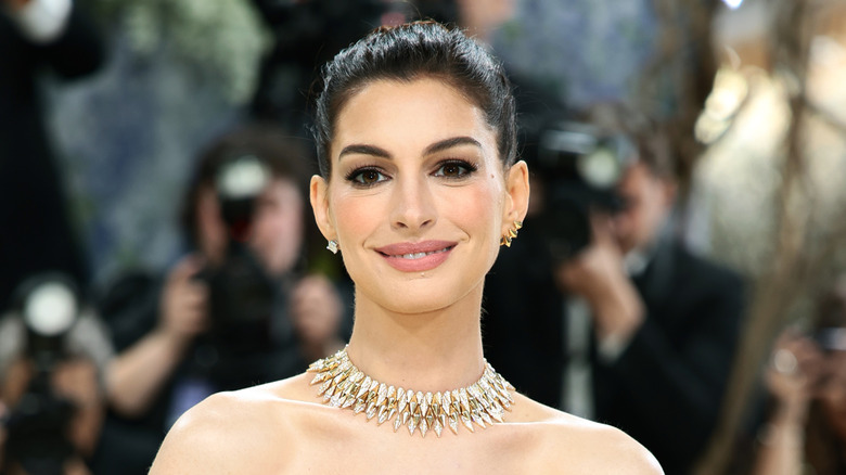 Anne Hathaway at the 2026 Met Gala