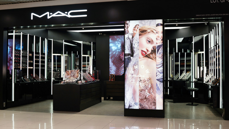 MAC storefront