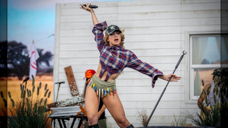 Slayyyter at Lollapalooza 2026